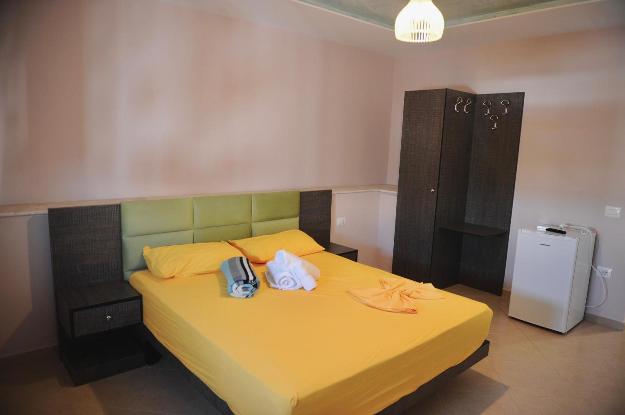 Hotel Fish Land Plazhi San Pietro Εξωτερικό φωτογραφία