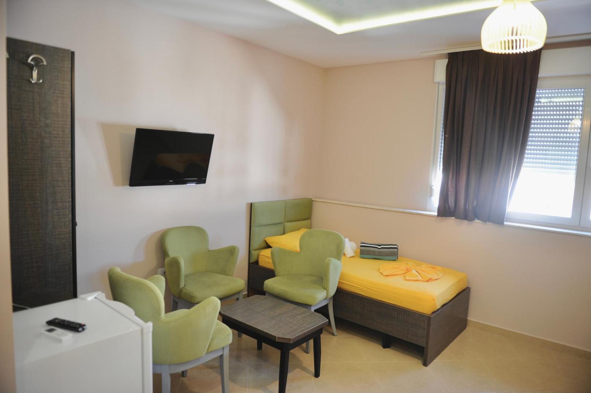 Hotel Fish Land Plazhi San Pietro Εξωτερικό φωτογραφία